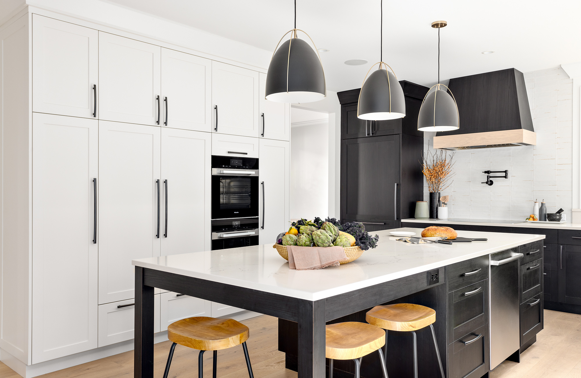 Simply Home-larkhall-north-vancouver-kitchen-modern-black-double oven-cabinets-island-dishwasher-white
