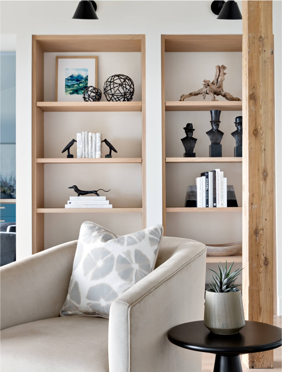 Lions Bay Post Beam Interior Design Simply Home Decorating