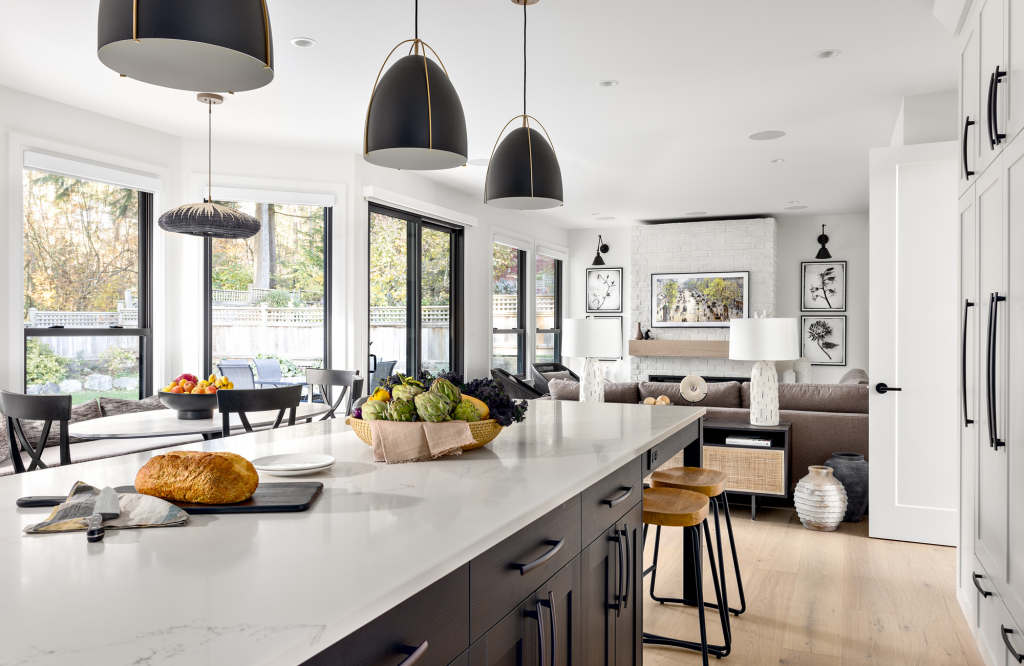 simply-home-decorating-kitchen-renovation-interior-design-studio-contemporary-black-cabinet-pendant-lighting-comfortable-living-room