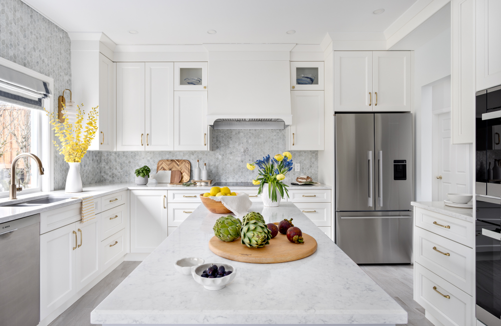 simply-home-decorating-traditional-dollarton-home-renovation-white-kitchen-quartz-countertops-luxury-interior-design