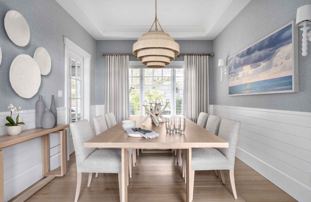 simply-home-decorating-blueridge-incorporating-artwork-into-your-home-coastal-dining-room-blue-and-white-colours-and-artwork-everyday-luxury-design