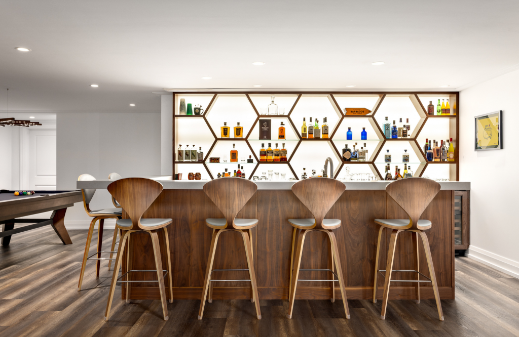 home-bar-prince-edward-island-interior-designer-home-decorating-lori-steeves-wood-bar-pool-table-rec-room